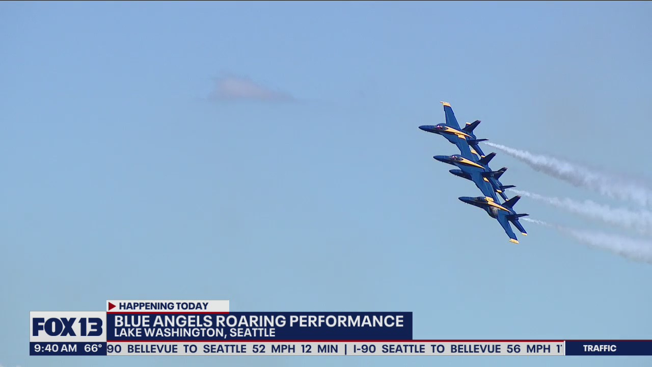 Blue Angels roaring performance over Lake Washington