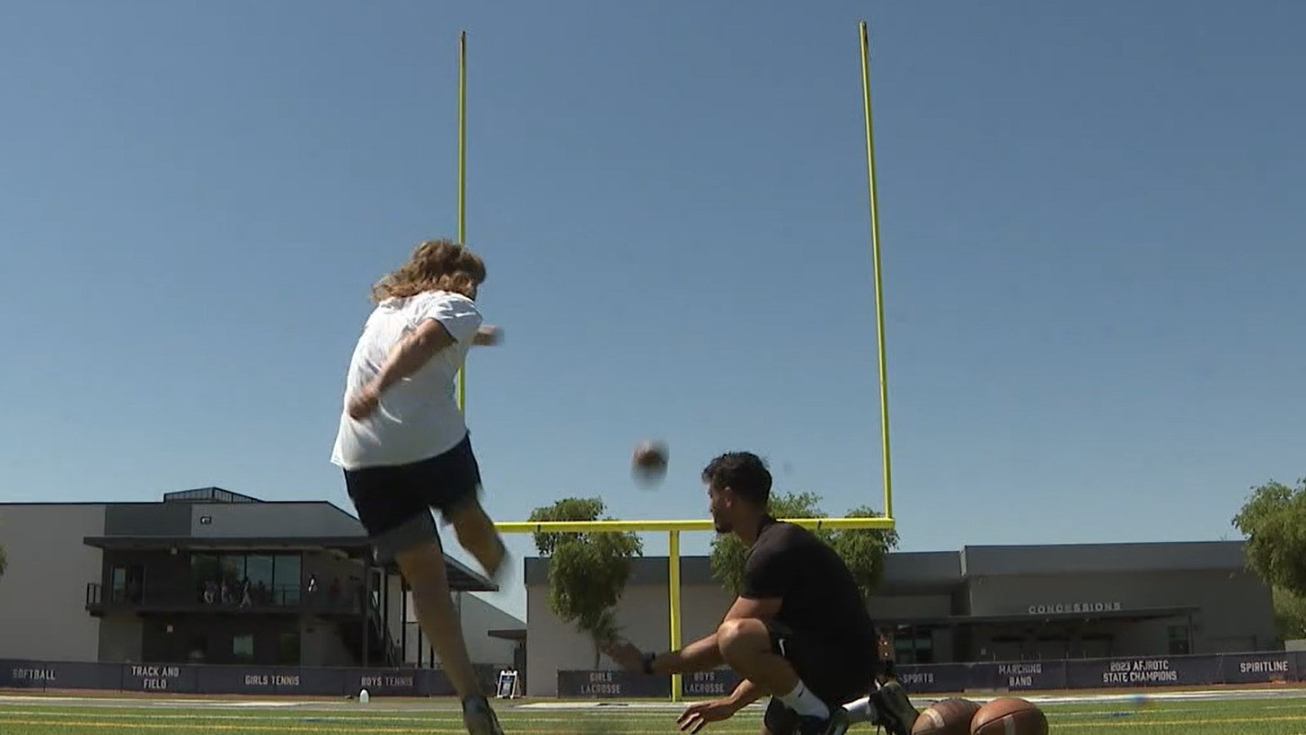 Higley High School kicker overcomes challenges