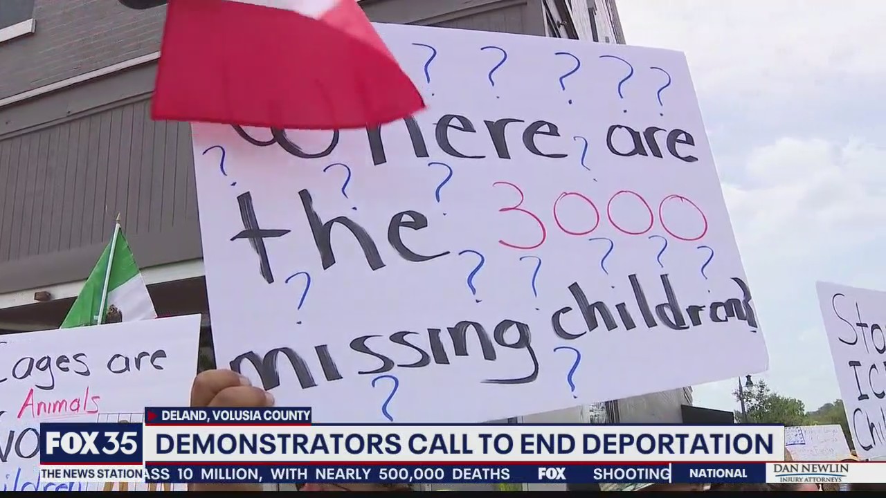 Demonstrators call to end deportations