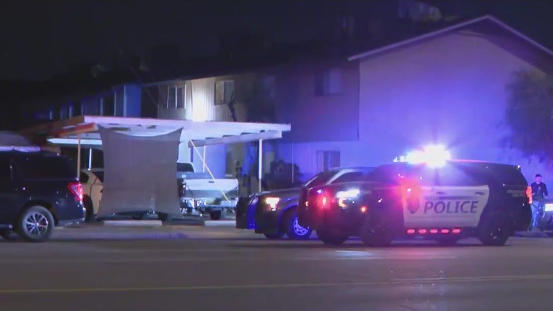 Man hospitalized after being shot in Mesa