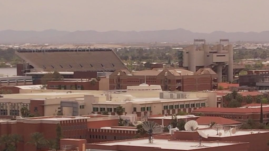 University of Arizona quietly returns to 'U of A' branding