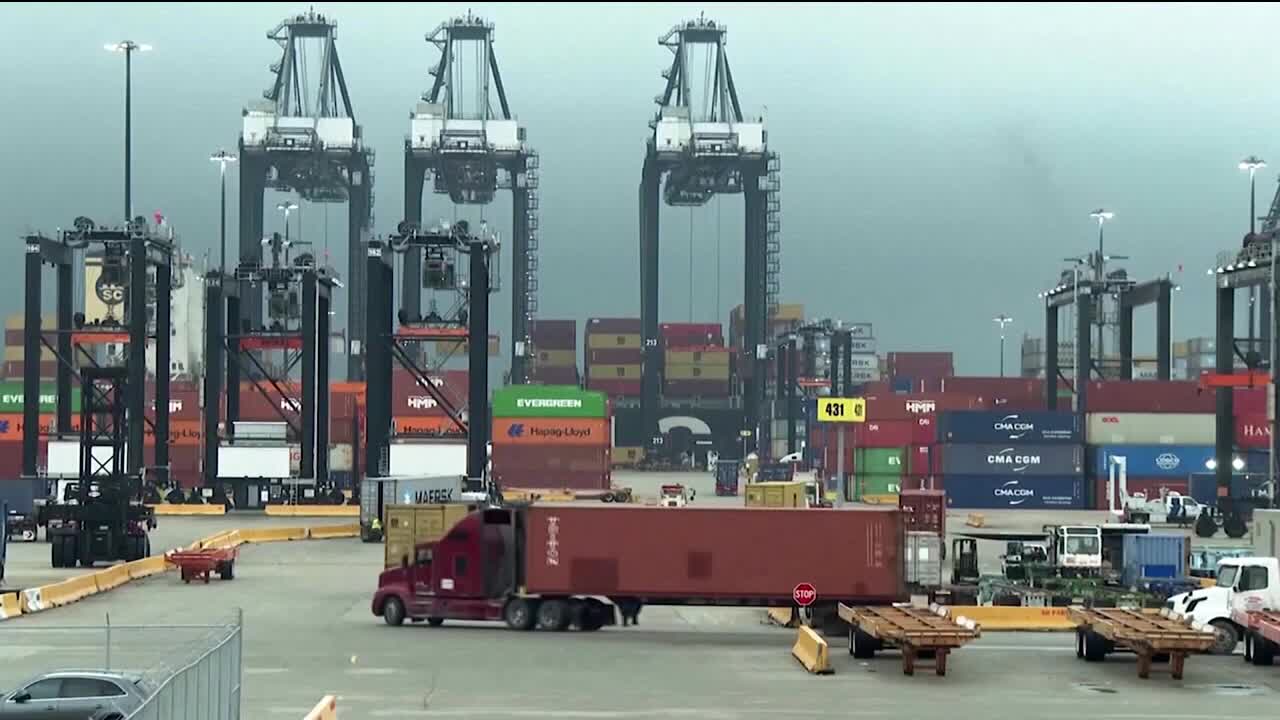 Drop in shipments tied to Trump's tariffs on Chinese goods | West Coast Wrap