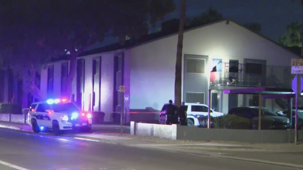 1 shot at Phoenix apartment complex | FOX 10 Phoenix