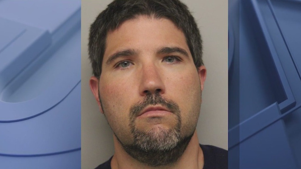 Ex-Arizona swim coach arrested for alleged voyeurism | FOX 10 Phoenix