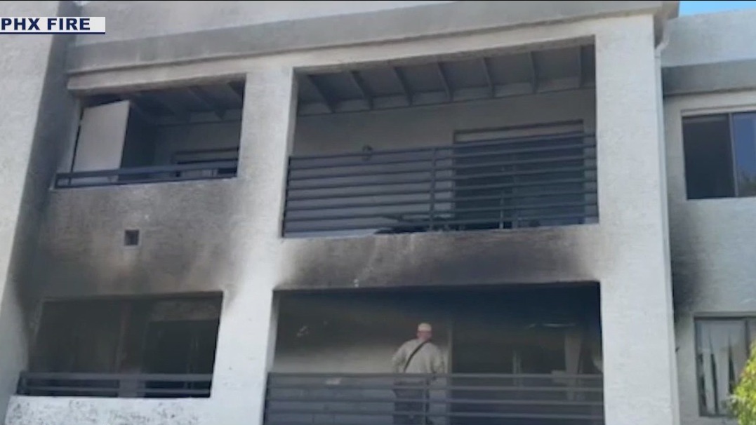 Apartment fire displaces 4 adults, 3 children | FOX 10 Phoenix