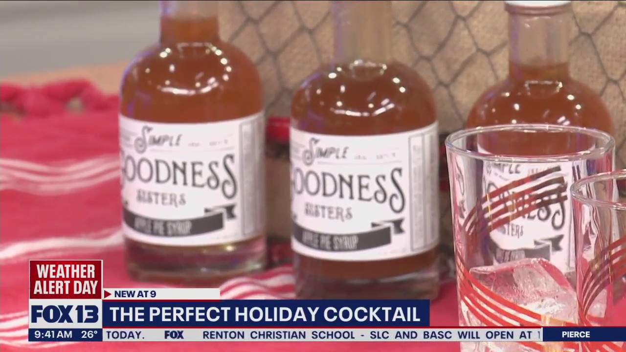 Making the perfect holiday cocktail with Simple Goodness Sisters
