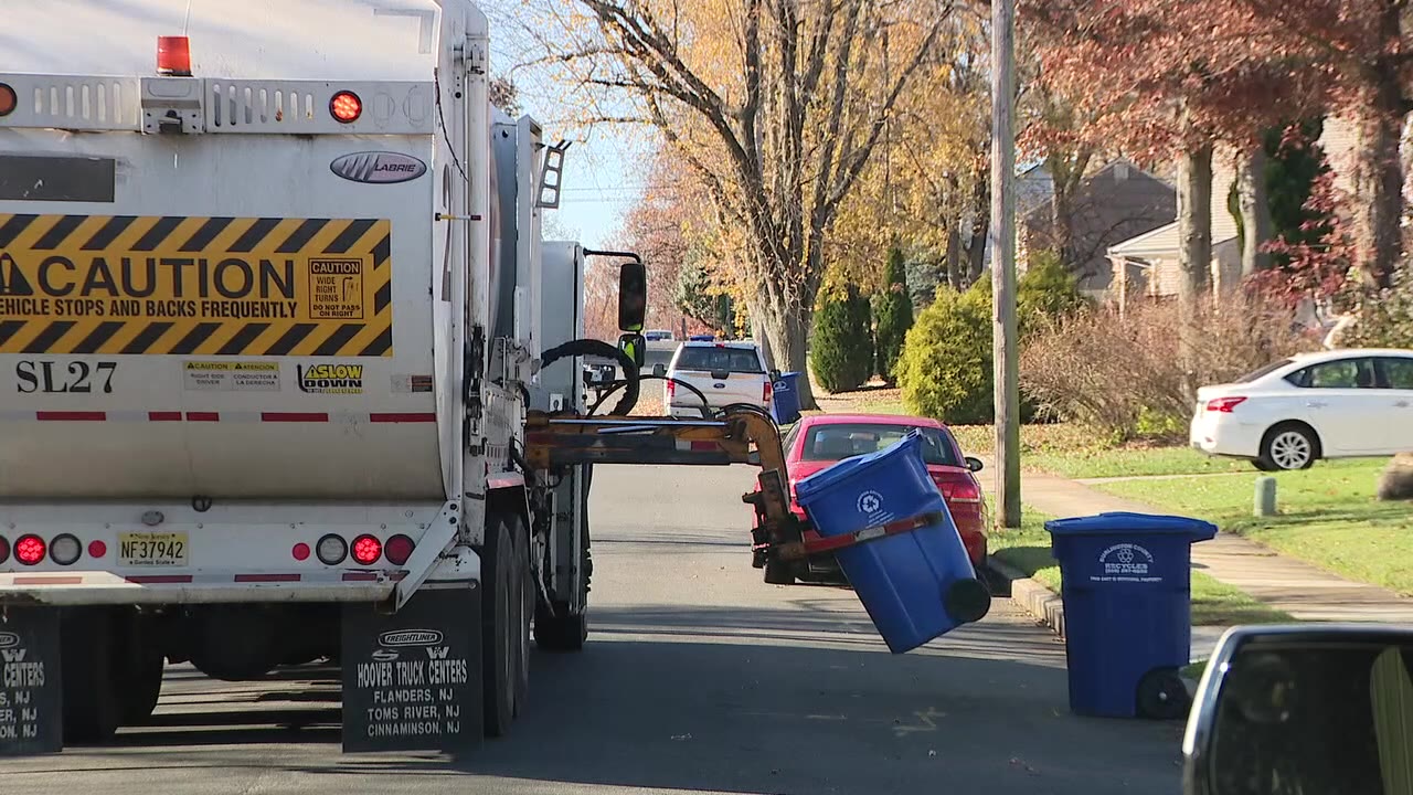 Recycling, what goes in the can?