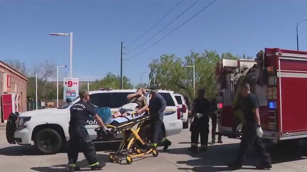 Man stabbed in suspected road rage incident | FOX 10 Phoenix