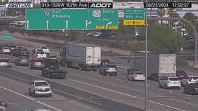 6-car crash in Avondale kills 1, hurts another