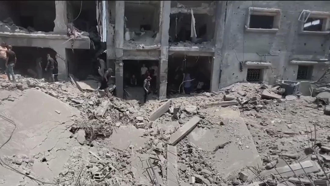 Israeli airstrike hits building killing several, including children