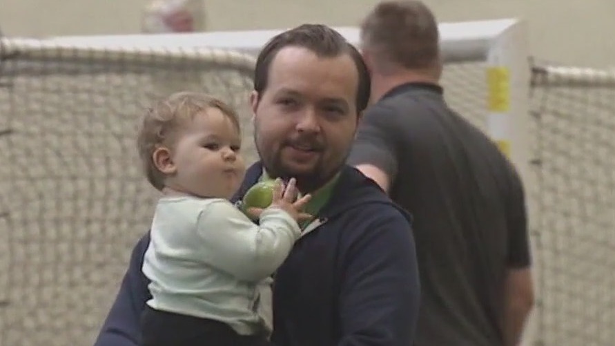 1 in 10 new fathers have postpartum depression, study finds