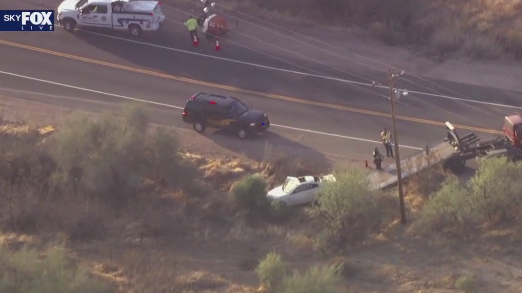 2 hurt in serious crash on Bush Highway | FOX 10 Phoenix