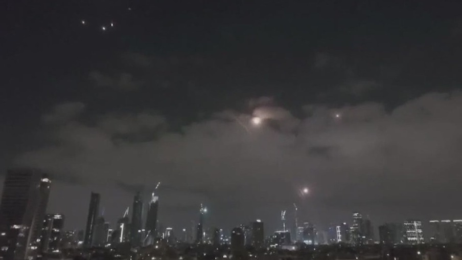 Trump says ?everyone should immediately evacuate Tehran? in new social media post