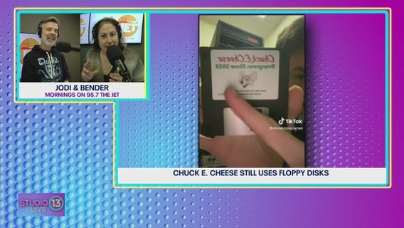 Jodi & Bender: Chuck E. Cheese still uses floppy disks
