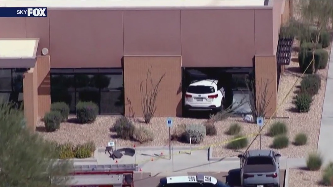 Woman crashes car into Gilbert medical facility