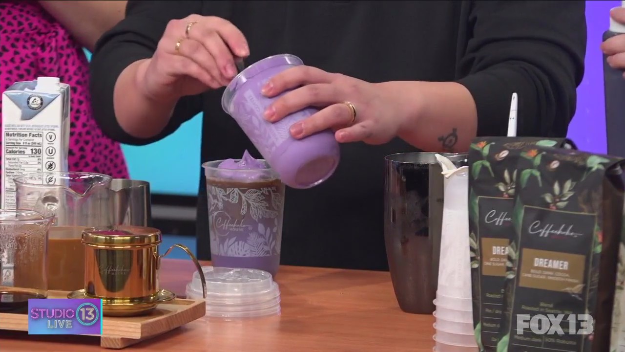 Making Vietnamese drinks with Coffeeholic House