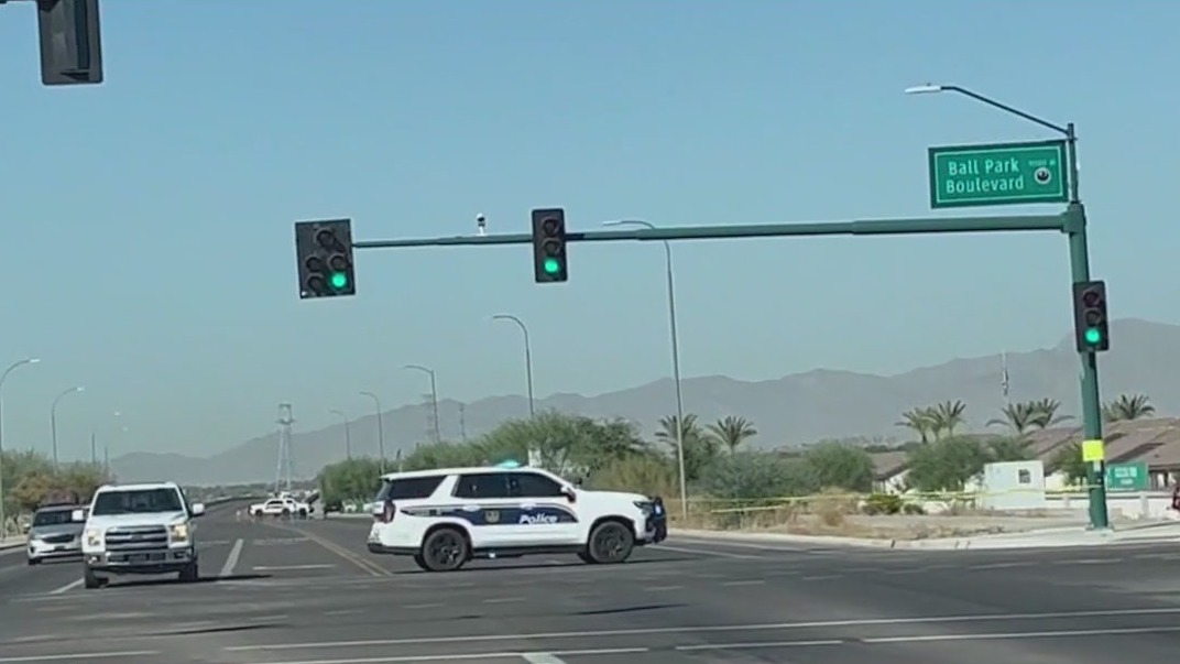 Man shot while driving in west Phoenix is recovering | FOX 10 Phoenix