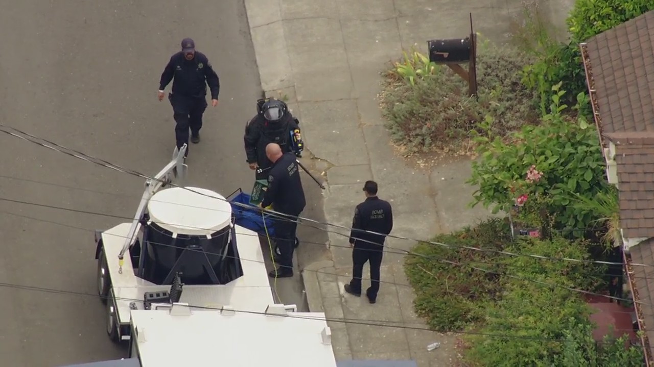 Suspicious package found in Alameda