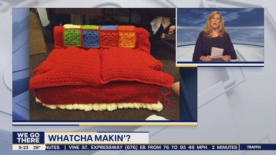 Whatcha Makin?: Crocheted cat couch!