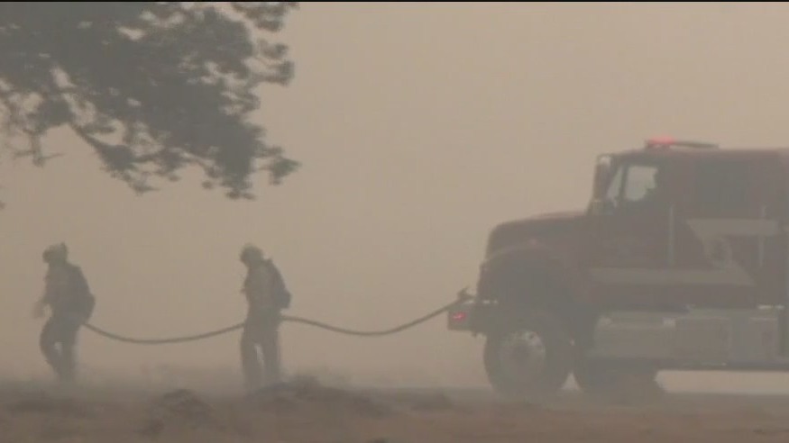 Firefighters tackle 300 acre brush in Clearlake