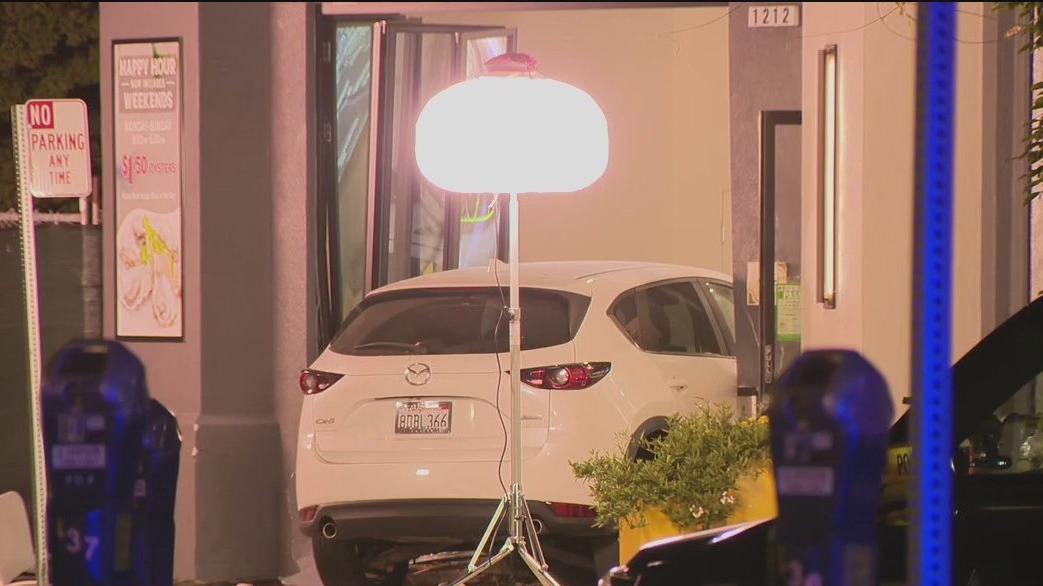 Child pedestrian killed in Burlingame crash, girl injured