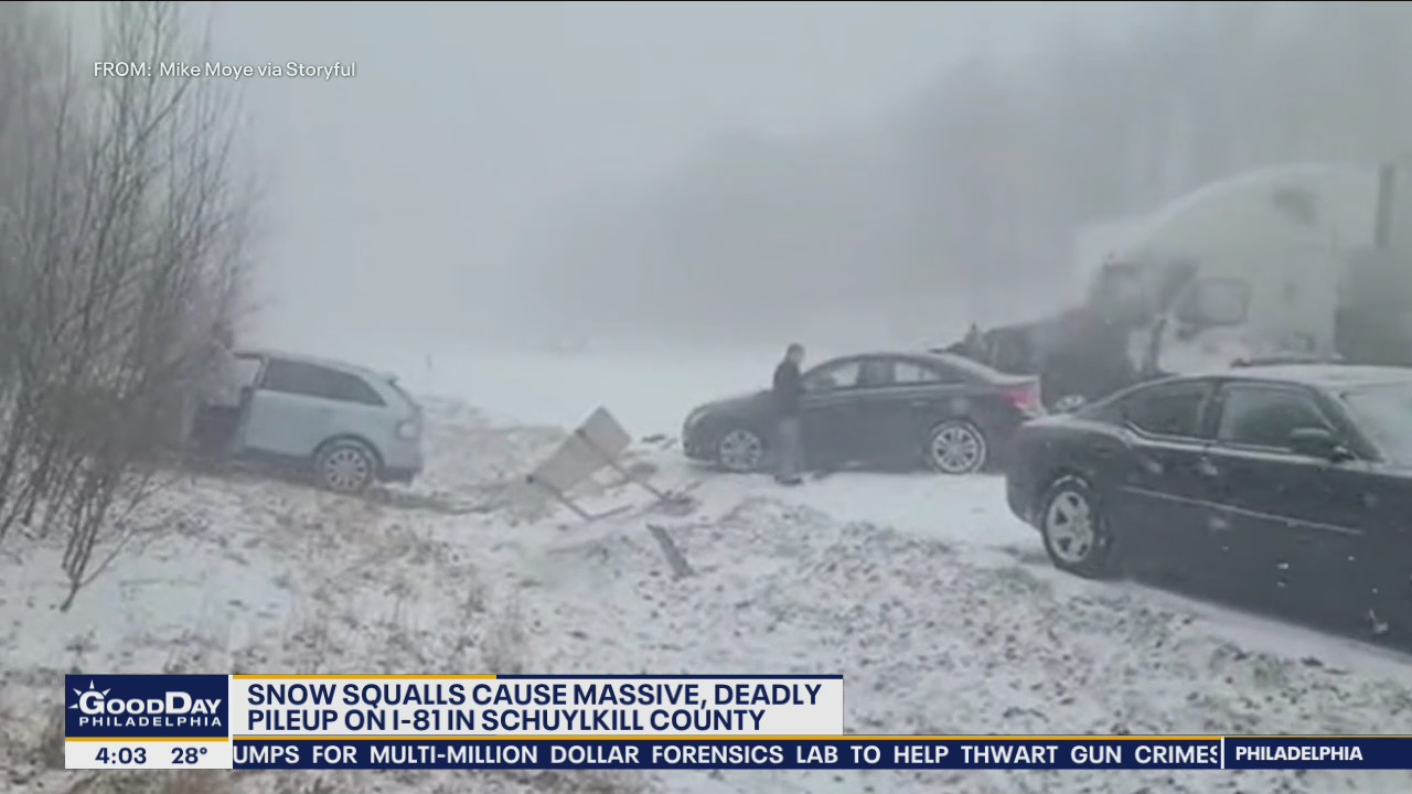 Snow squalls cause deadly pileup on Pennsylvania highway