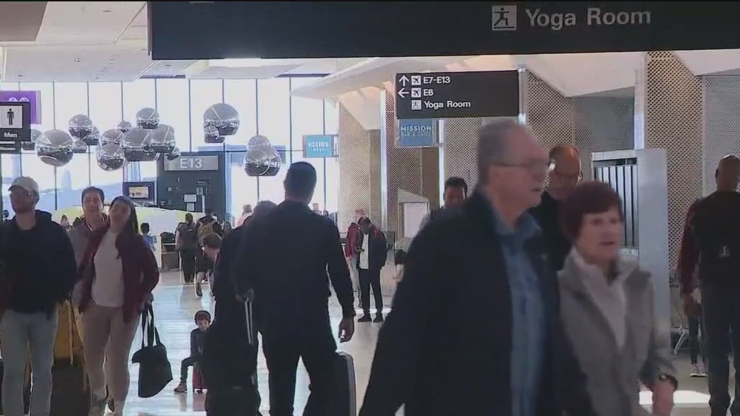 Domestic airfare hits new low for Labor Day Weekend, expert says