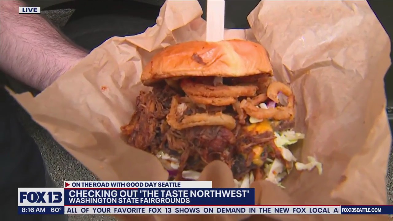 Checking out Stacks Burgers at The Taste Northwest