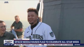 Felix Hernandez raises flag to celebrate All-Star Week