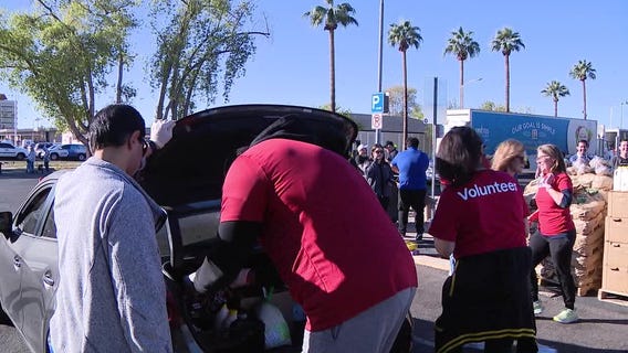 Thanksgiving donations allow families to celebrate holidays