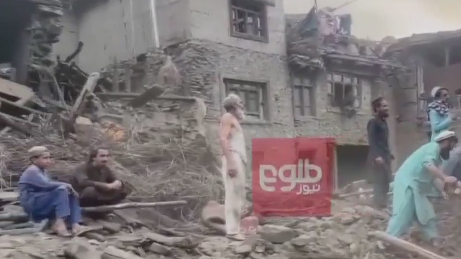 6.0 earthquake in Afghanistan kills hundreds of people, injures thousands more