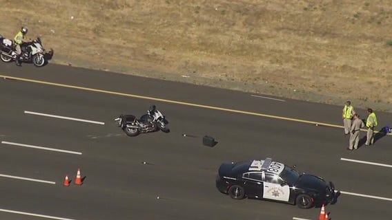 Highway 280 crash closes lanes in San Mateo County