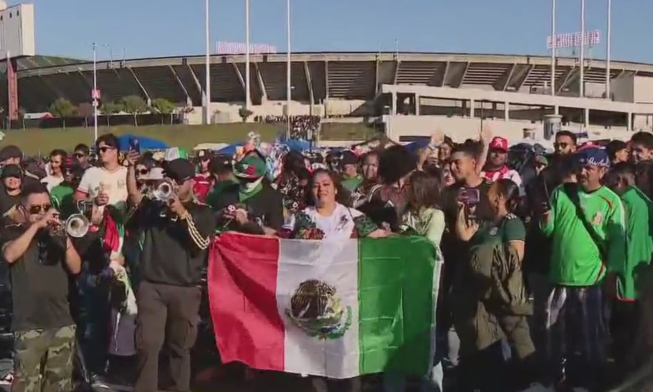 Historic Japan-Mexico soccer match draws massive crowd to Oakland Coliseum