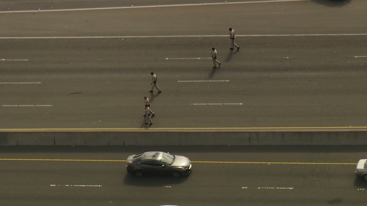 Oakland freeway shooting closes southbound I-880