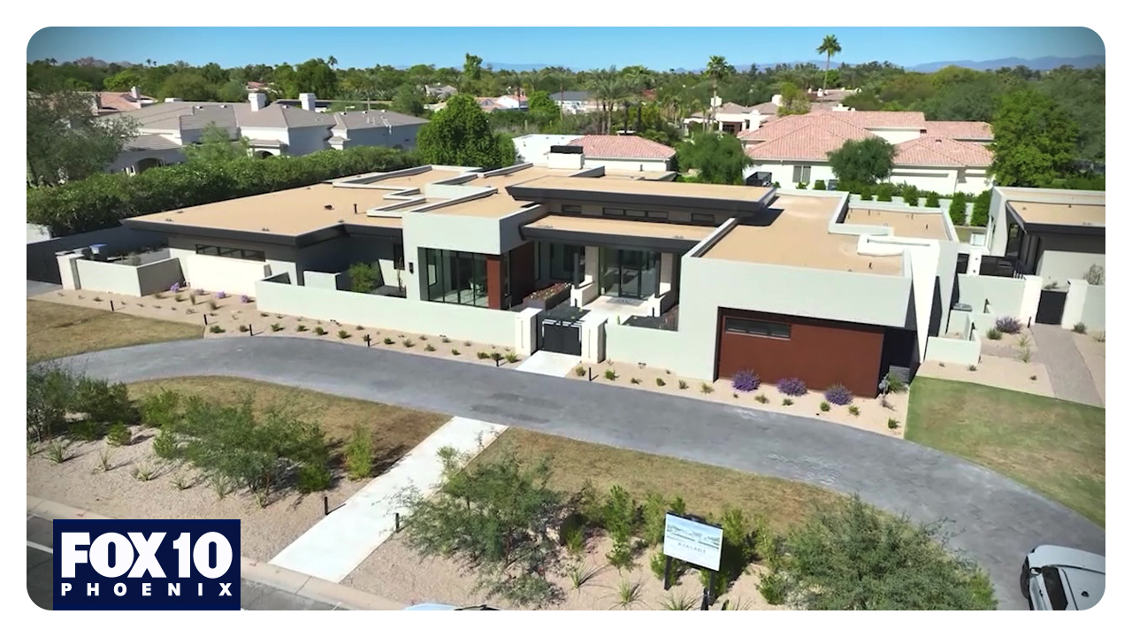 Modern home in sought-after spot | Cool House