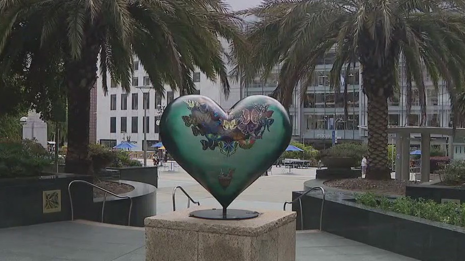 Mayor signs Heart of the City Executive Order to maintain recovery momentum