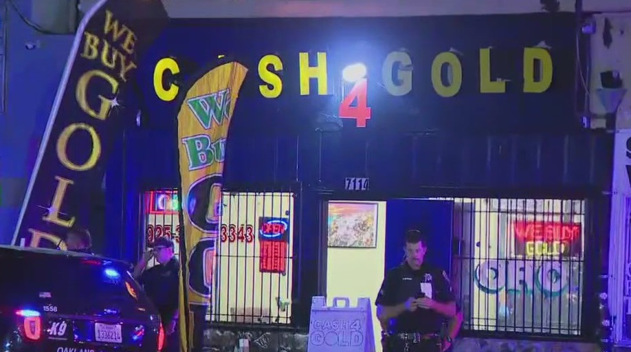 Surviving suspects in shootout at Oakland gold shop could face murder charges in deaths of 2 associates