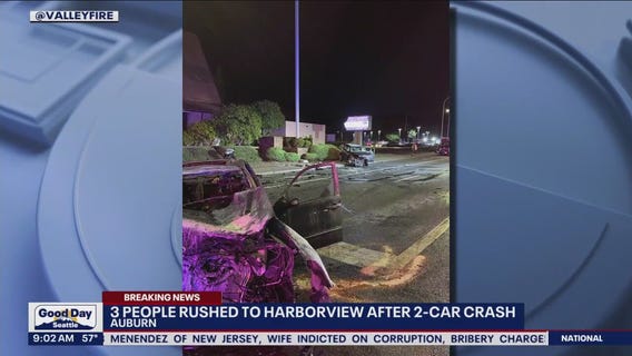 3 people rushed to hospital after 2-car crash