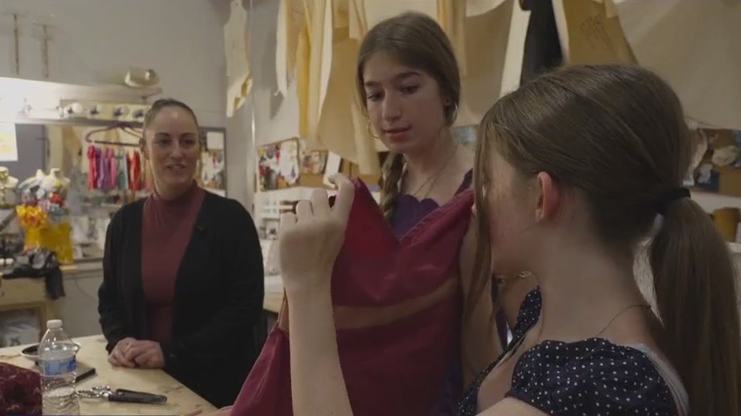 Talented teens team up with Oakland chefs for special "Cuisine + Couture" event to celebrate diversity