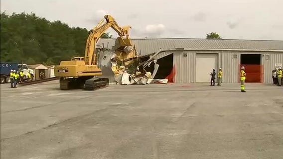 Gov. Hogan demolishes building during Purple Line ground breaking