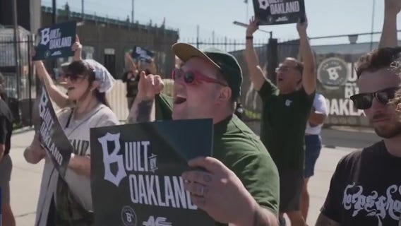 Victory parade celebrates Oakland Ballers' championship win, city's first baseball title since 1989