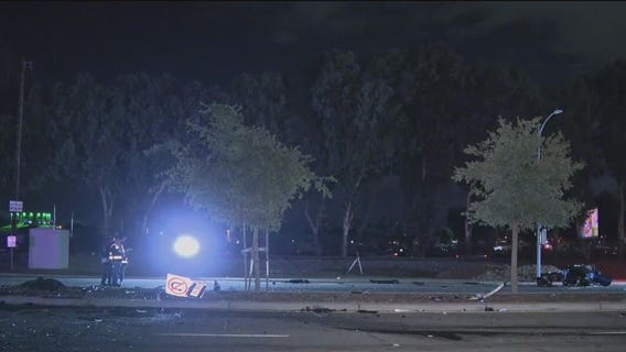 3 people injured in 2 vehicle crash in San Jose