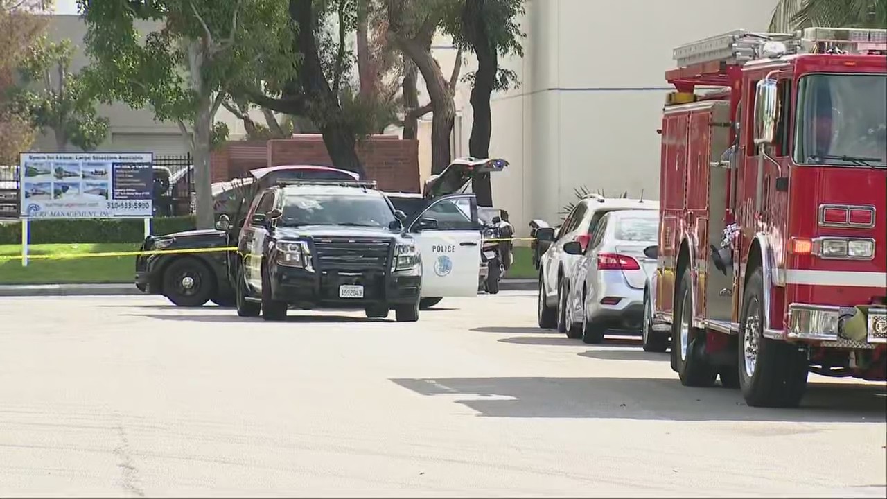 Stabbing at Torrance, California school; 3 stabbed