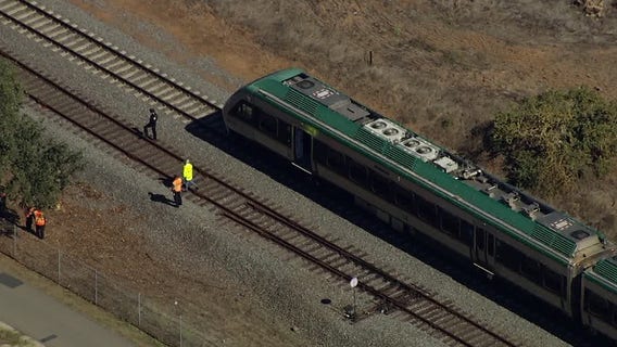 1 hurt in Petaluma SMART train collision