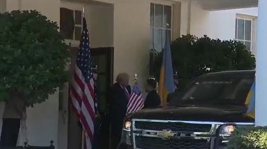 Trump and Zelenskyy meet at White House as Ukraine seeks Tomahawk missiles