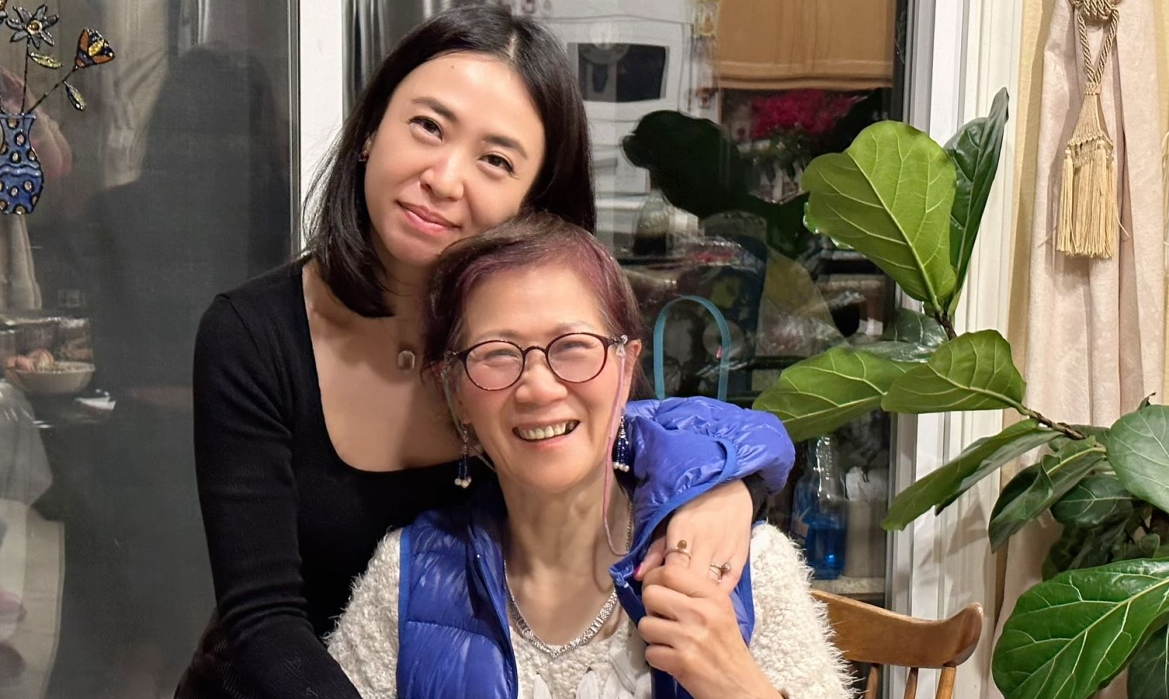 Mother and daughter killed in Walnut Creek are mourned as focus turns to twin 8-year-old girls left behind