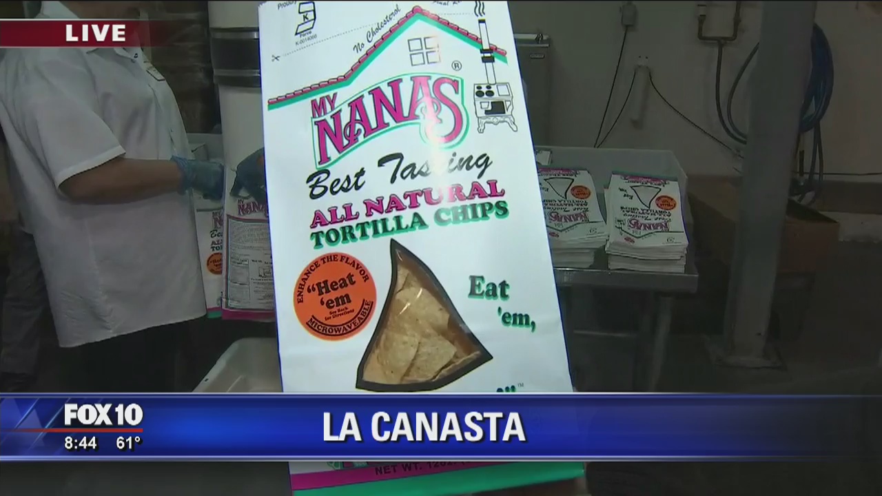 Making tortilla chips at La Canasta