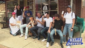 Bob Kelly stops by La Michoacana for a sweet treat