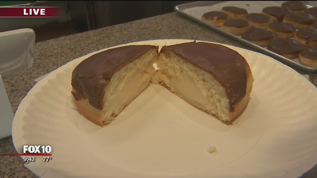 Making Bismark donuts at BoSa