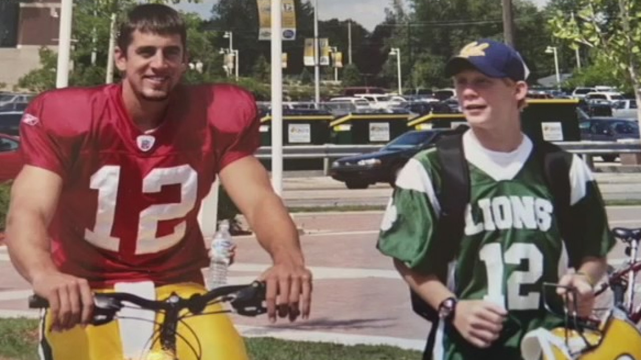 Aaron Rodgers' bike buddy reflects on friendship